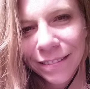 Meet your Posher, Evonne